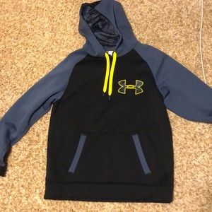 Under Armour Sweatshirt